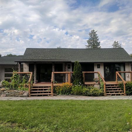 New Park Retreat Hotel Ithaca Zewnętrze zdjęcie
