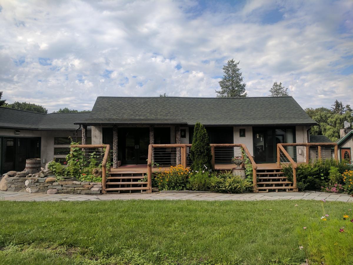 New Park Retreat Hotel Ithaca Zewnętrze zdjęcie