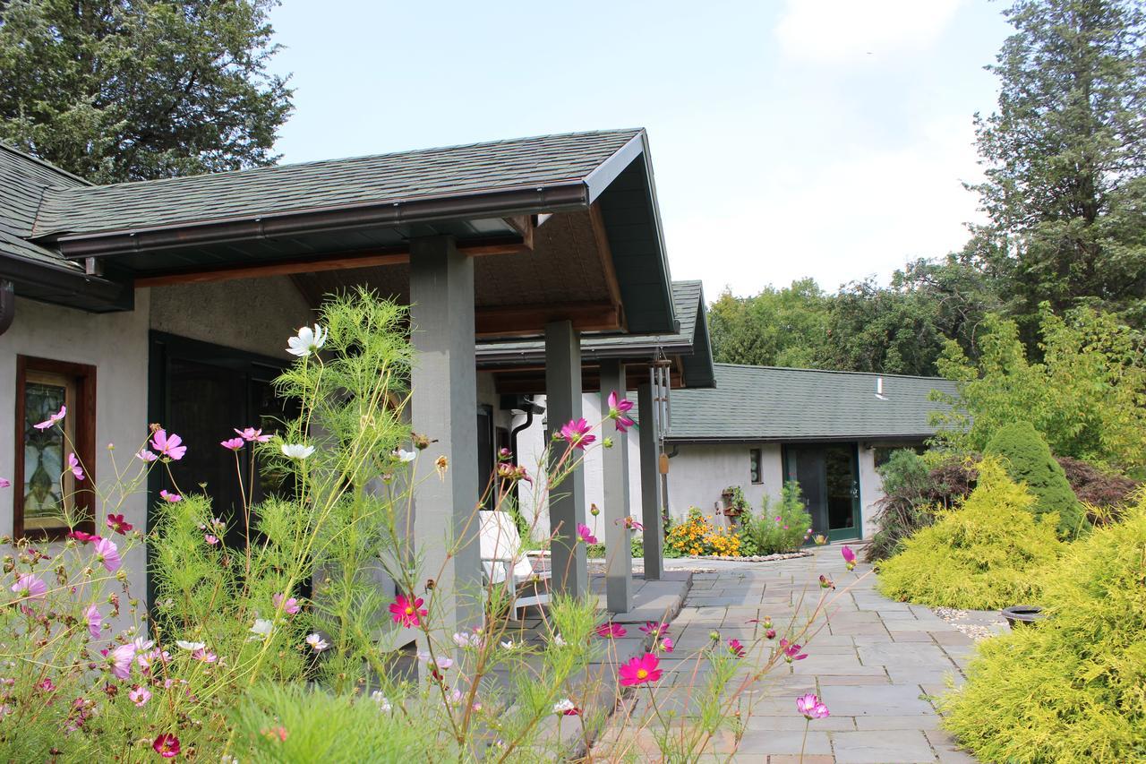 New Park Retreat Hotel Ithaca Zewnętrze zdjęcie